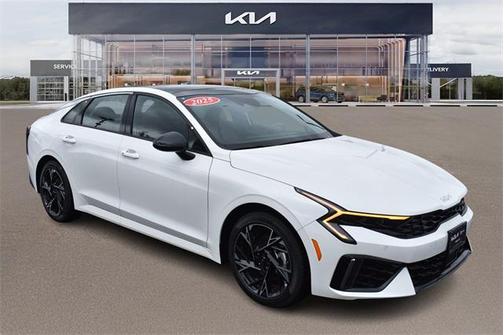 2025 Kia K5 GT-Line