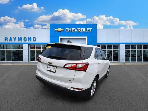 Summit White 2018 Chevrolet Equinox LT