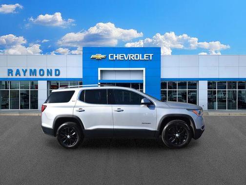 Quicksilver Metallic 2018 GMC Acadia SLT-1