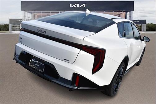 2025 Kia K4 GT-Line