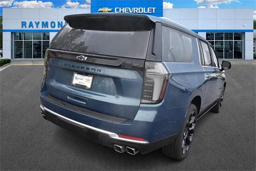 2025 Chevrolet Suburban 4WD High Country