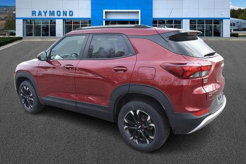 Crimson 2022 Chevrolet Trailblazer LT