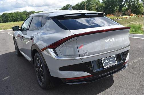 2025 Kia EV6 Wind