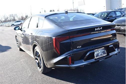 2025 Kia K4 GT-Line