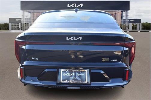 2025 Kia K4 GT-Line