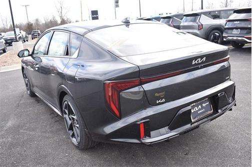 2025 Kia K4 GT-Line