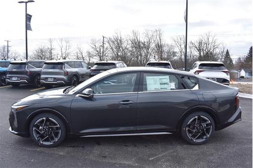 2025 Kia K4 GT-Line