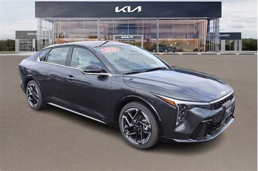 2025 Kia K4 GT-Line