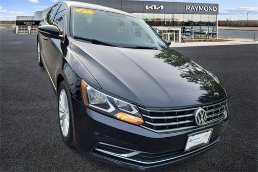 2017 Volkswagen Passat 1.8T SE