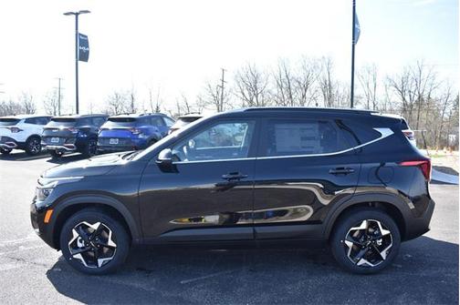 2025 Kia Seltos EX