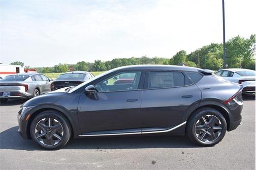 2025 Kia EV6 Light Long Range