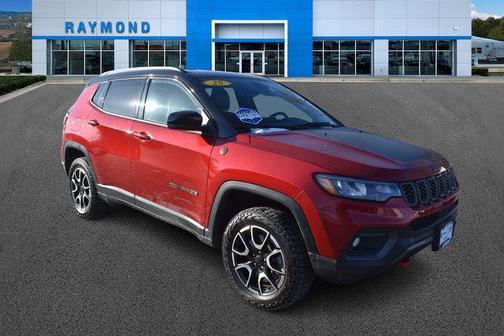 2025 Jeep Compass Trailhawk