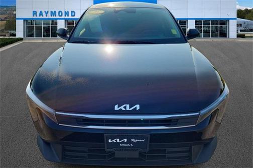 2025 Kia K4 LX