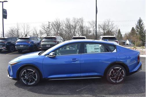 2025 Kia K4 GT-Line