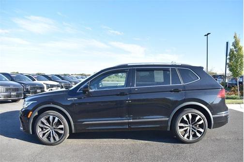 2022 Volkswagen Tiguan 2.0T SEL R-Line 4MOTION