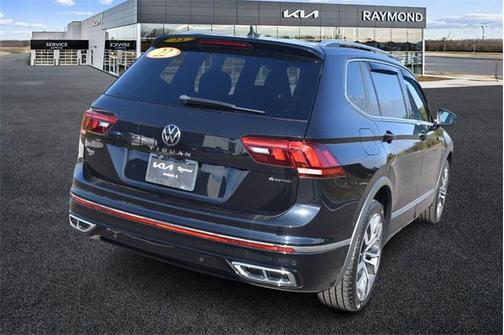 2022 Volkswagen Tiguan 2.0T SEL R-Line 4MOTION