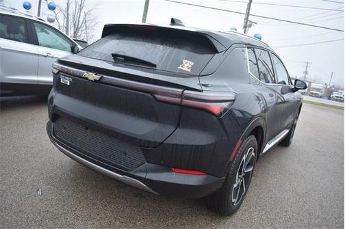 2024 Chevrolet Equinox EV 2LT