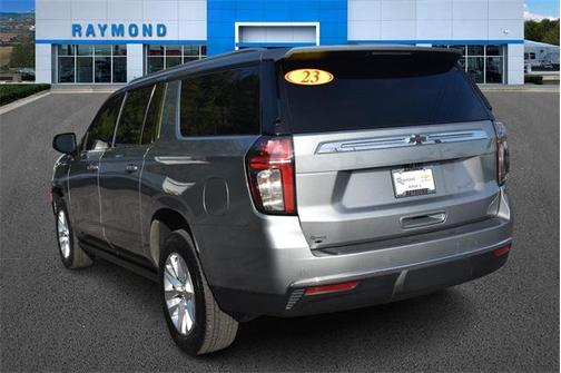2023 Chevrolet Suburban Premier