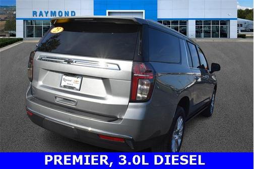 2023 Chevrolet Suburban Premier