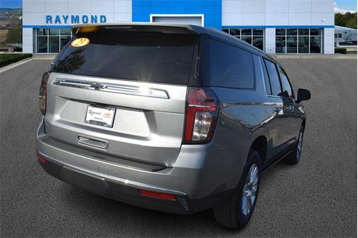 2023 Chevrolet Suburban Premier