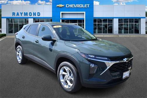 2025 Chevrolet Trax LS