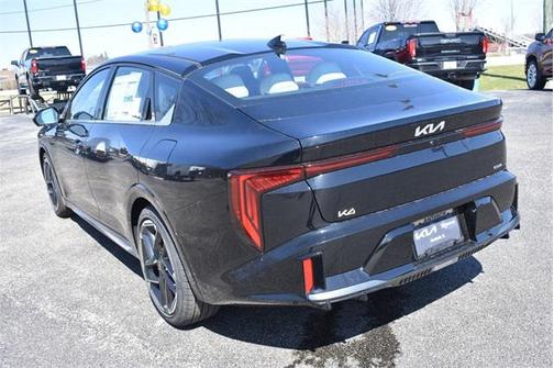 2025 Kia K4 GT-Line
