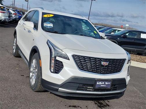 2019 Cadillac XT4 Premium Luxury