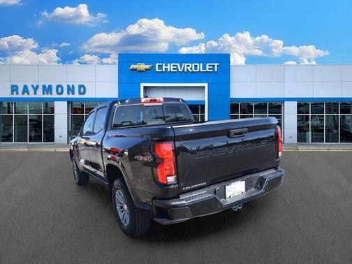 Black 2026 Chevrolet Colorado LT