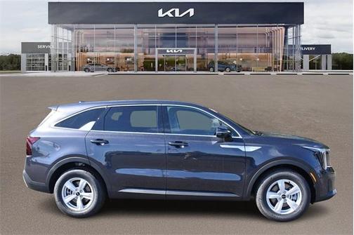 2025 Kia Sorento LX