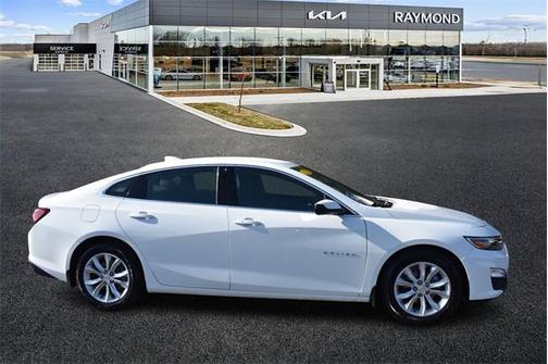2022 Chevrolet Malibu FWD LT