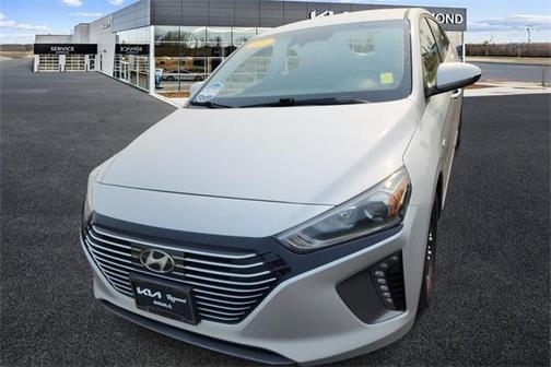 2017 Hyundai IONIQ Hybrid SEL