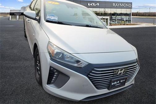 2017 Hyundai IONIQ Hybrid SEL