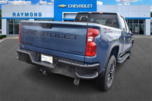 2026 Chevrolet Silverado 2500 Custom