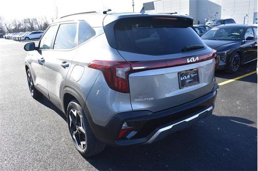 2025 Kia Seltos EX