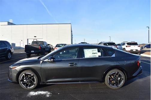 2025 Kia K4 GT-Line