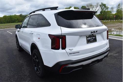 2025 Kia Sorento SX