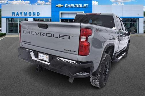 2026 Chevrolet Silverado 2500 Custom