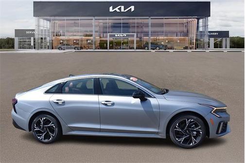 2025 Kia K5 GT-Line