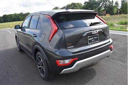 2025 Kia Niro LX
