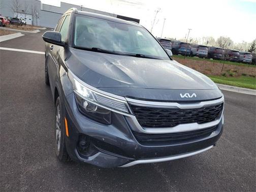 2023 Kia Seltos S