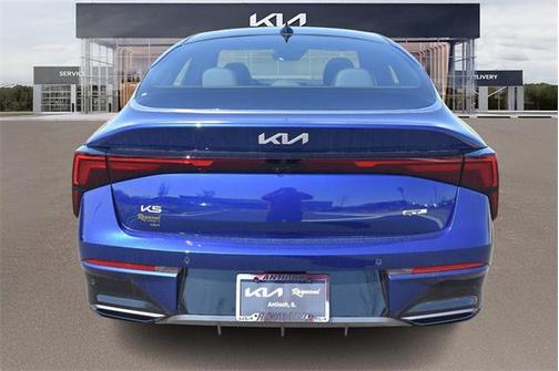 2025 Kia K5 GT-Line