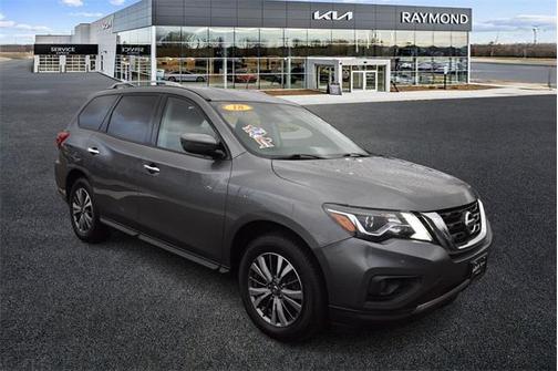 2018 Nissan Pathfinder SV