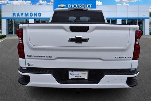 2025 Chevrolet Silverado 1500 Custom