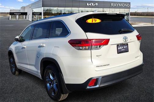 2019 Toyota Highlander Limited Platinum