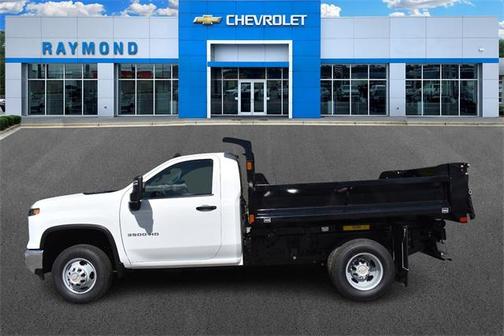 2025 Chevrolet Silverado 3500 WT