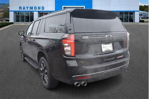 2022 Chevrolet Suburban RST