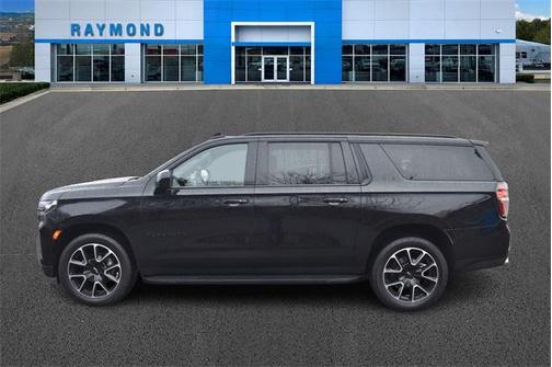 2022 Chevrolet Suburban RST