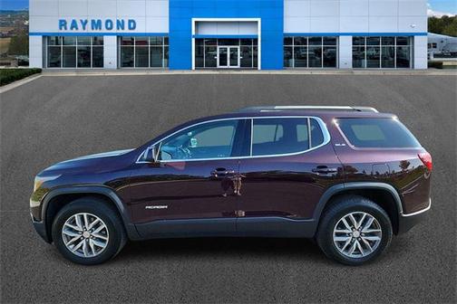 2017 GMC Acadia SLE-2
