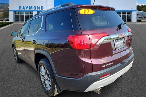 2017 GMC Acadia SLE-2