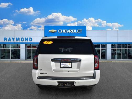 White 2017 GMC Yukon Denali